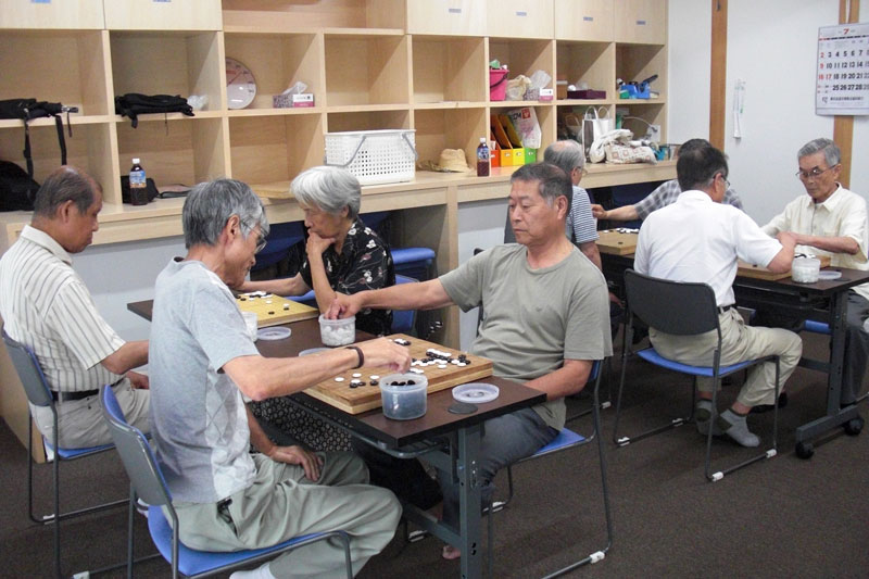 生活支援コーディネーターの活動。「はるかぜ農園」の野菜直売