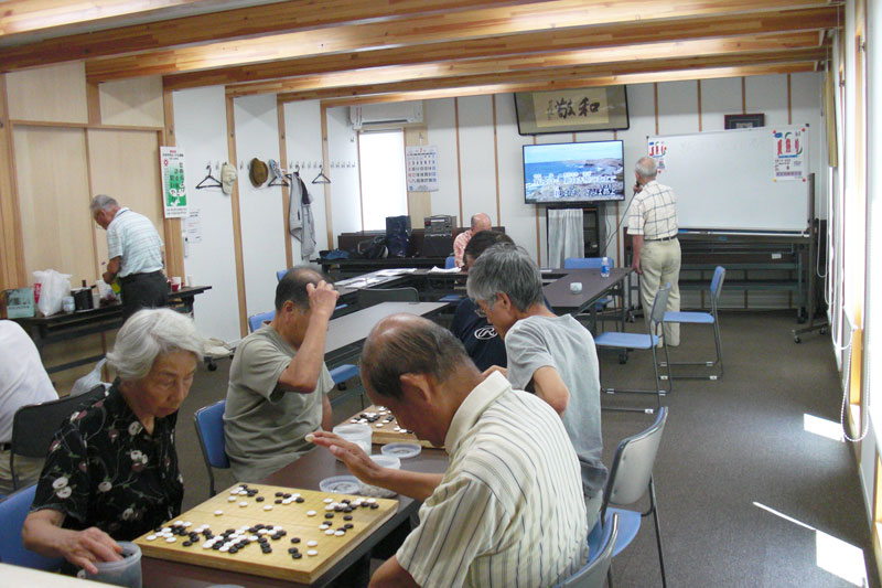 生活支援コーディネーターの活動。「はるかぜ農園」の野菜直売